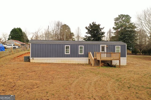 682 Lakeside Circle, Cornelia, GA 30531