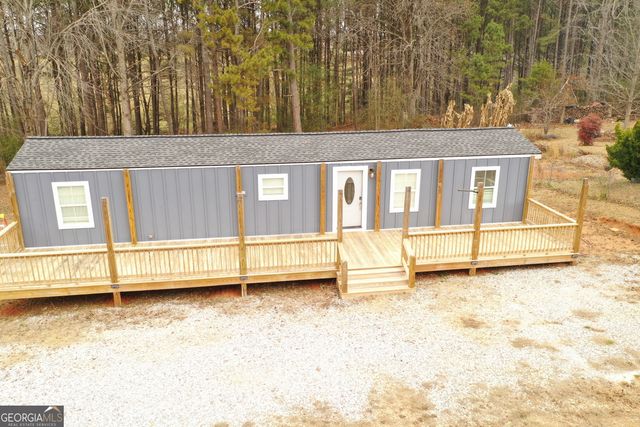 682 Lakeside Circle, Cornelia, GA 30531