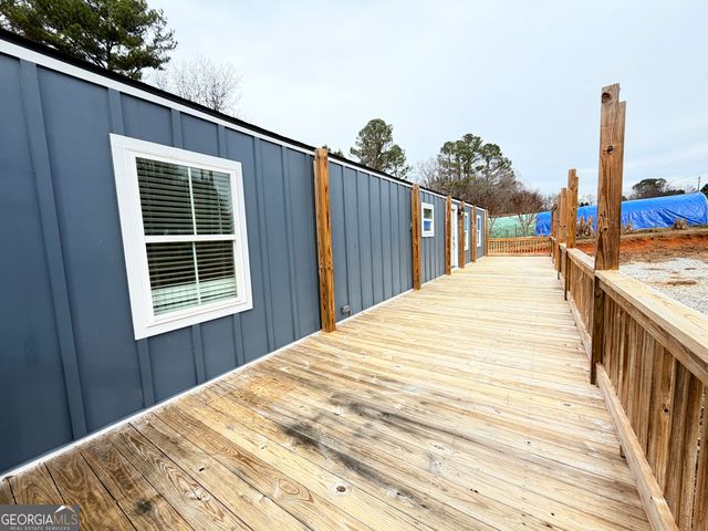 682 Lakeside Circle, Cornelia, GA 30531