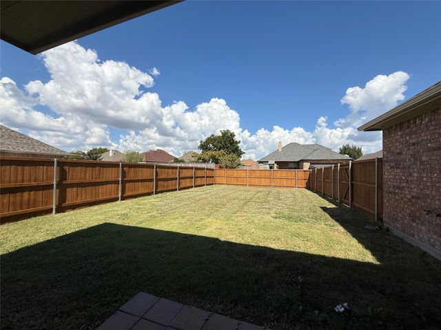 109 Rockbrook Drive, Wylie, TX 75098