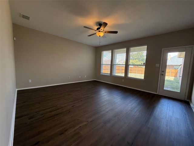 109 Rockbrook Drive, Wylie, TX 75098