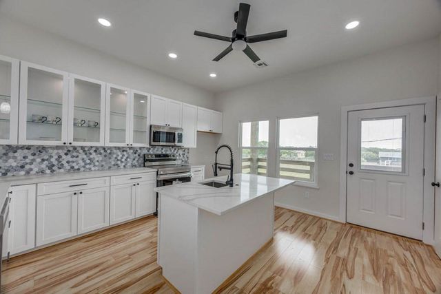 13 & 14 Bayview Loop, Rockport, TX 78382