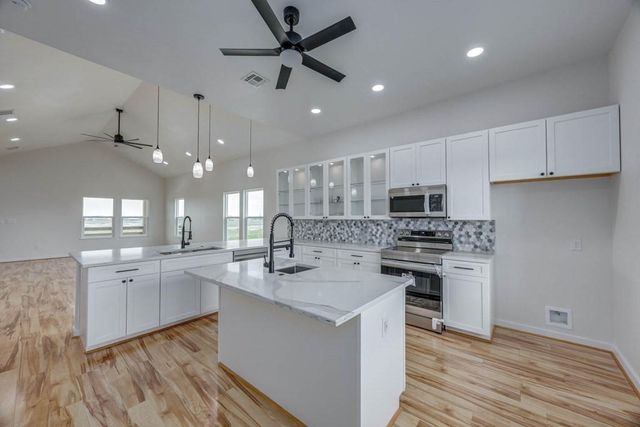 13 & 14 Bayview Loop, Rockport, TX 78382