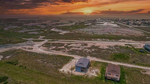13 & 14 Bayview Loop, Rockport, TX 78382