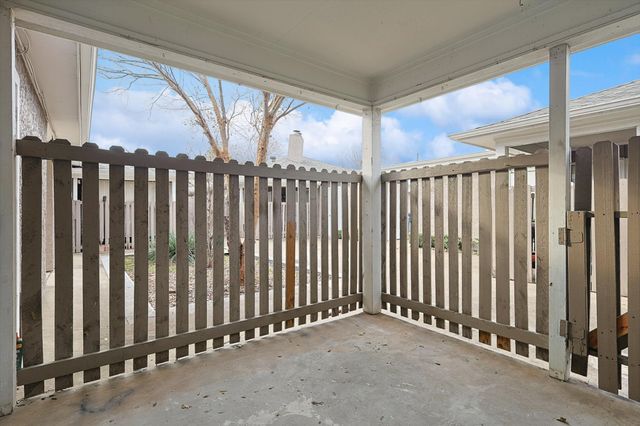 7650 Ronnie Drive, Dallas, TX 75252