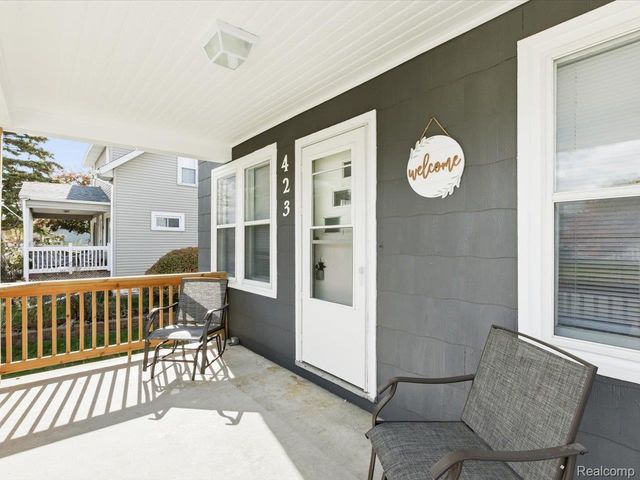 423 16th Street, Port Huron, MI 48060