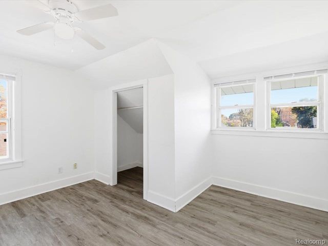 423 16th Street, Port Huron, MI 48060