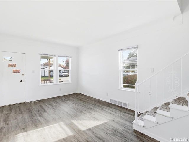 423 16th Street, Port Huron, MI 48060