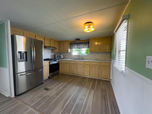 11055 SE Federal Highway 3, Hobe Sound, FL 33455