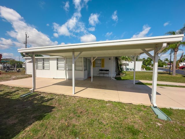 11055 SE Federal Highway 3, Hobe Sound, FL 33455