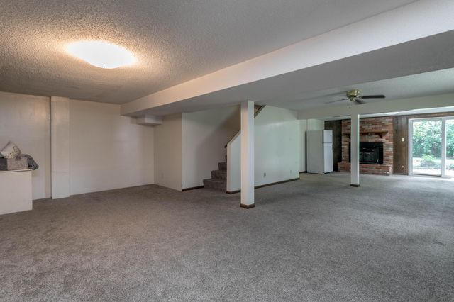1256 S PECOS AVE, Columbia, MO 65201