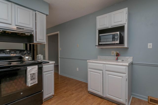 1256 S PECOS AVE, Columbia, MO 65201