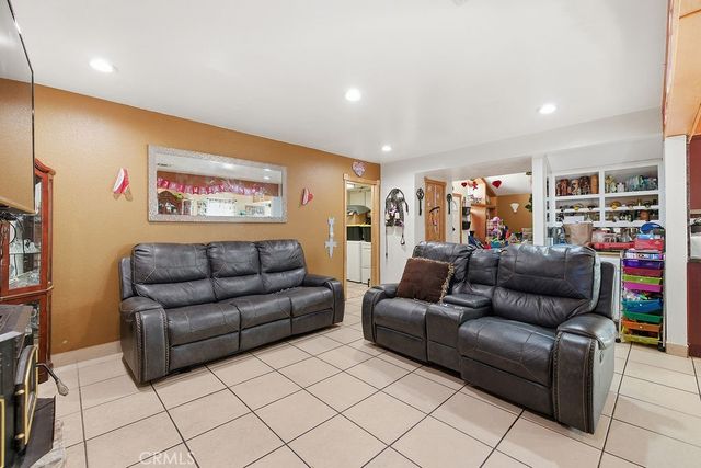 5390 Karling Place, Palmdale, CA 93552