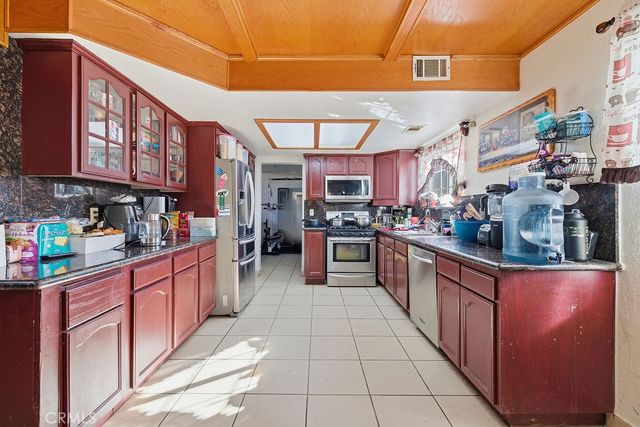 5390 Karling Place, Palmdale, CA 93552