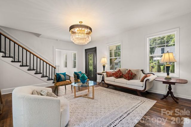 1407 Mimosa Lane NW, Lenoir, NC 28645