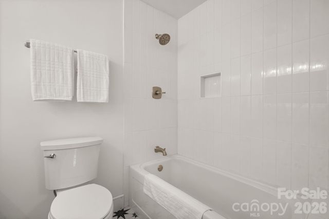 1407 Mimosa Lane NW, Lenoir, NC 28645