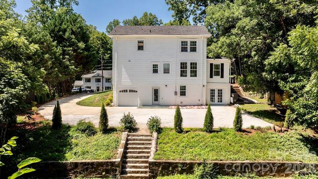 1407 Mimosa Lane NW, Lenoir, NC 28645