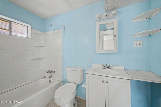 5409 E Glenn Street, Tucson, AZ 85712