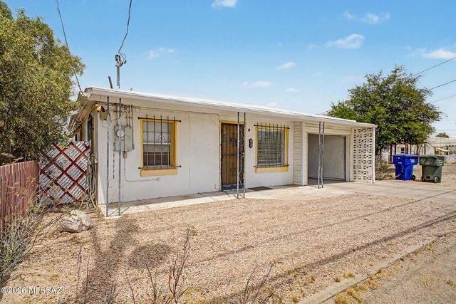 5409 E Glenn Street, Tucson, AZ 85712