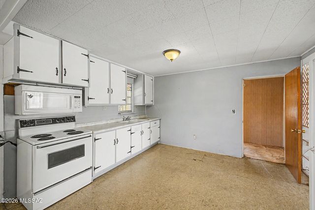 5409 E Glenn Street, Tucson, AZ 85712