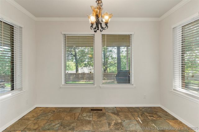 6723 E 97th Street, Tulsa, OK 74133