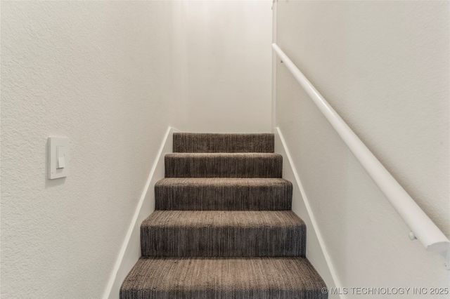 6723 E 97th Street, Tulsa, OK 74133