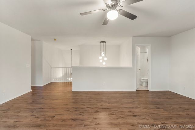 6723 E 97th Street, Tulsa, OK 74133