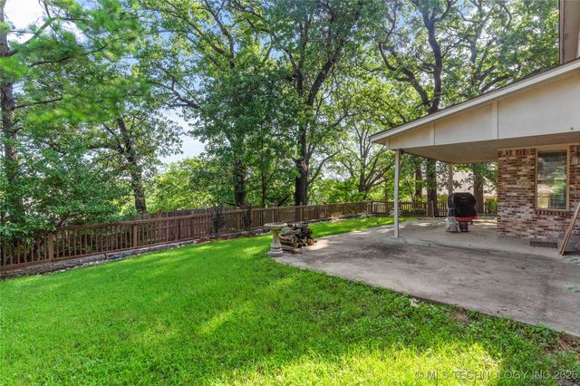 6723 E 97th Street, Tulsa, OK 74133