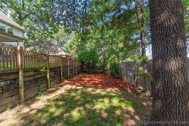 6723 E 97th Street, Tulsa, OK 74133