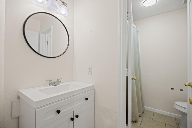 2202 Chelsea Vale Drive, Fresno, TX 77545