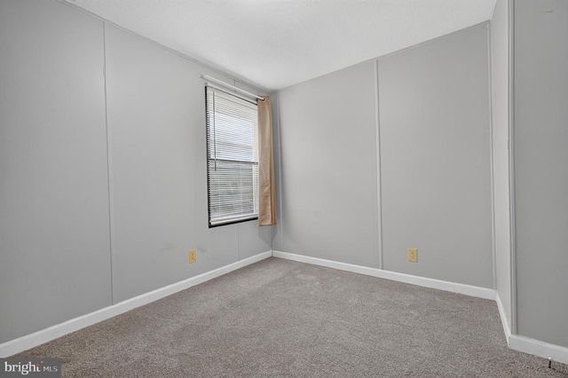 504 CANTER RD, Wilmington, DE 19810