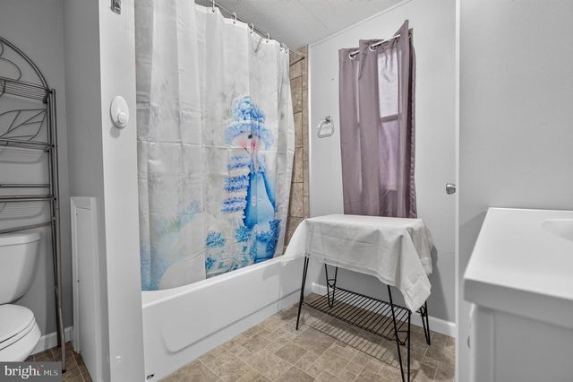 504 CANTER RD, Wilmington, DE 19810