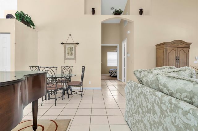 7507 Eagle Point Drive, Delray Beach, FL 33446