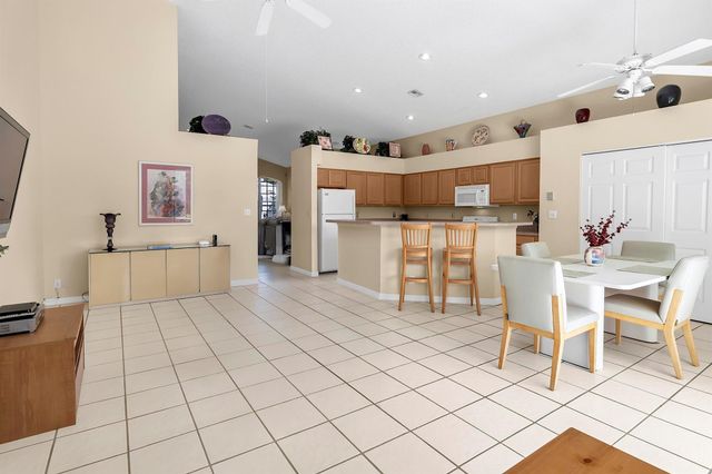 7507 Eagle Point Drive, Delray Beach, FL 33446