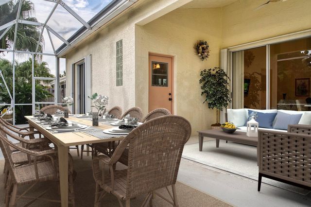 7507 Eagle Point Drive, Delray Beach, FL 33446