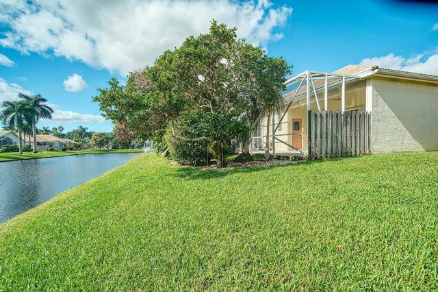 7507 Eagle Point Drive, Delray Beach, FL 33446