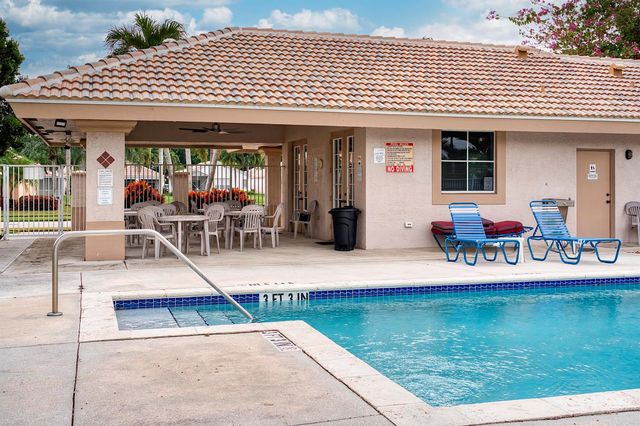 7507 Eagle Point Drive, Delray Beach, FL 33446