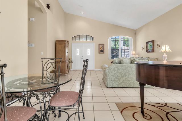 7507 Eagle Point Drive, Delray Beach, FL 33446