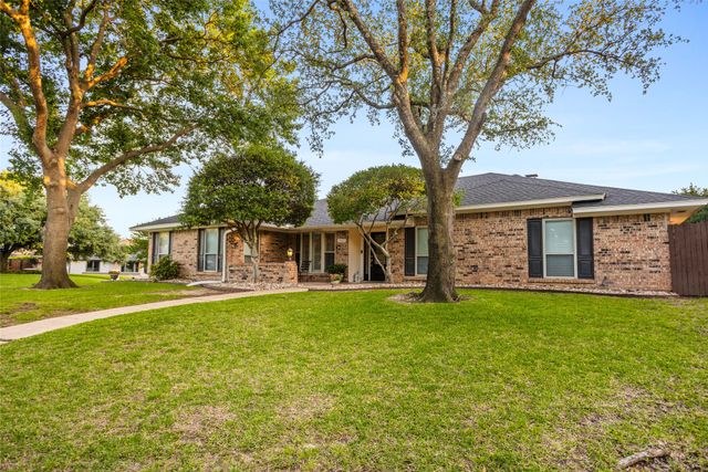 1507 Meadow Way Court, Mansfield, TX 76063