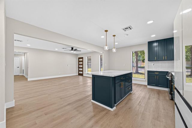 12206 Fairhaven Lane, Montgomery, TX 77356