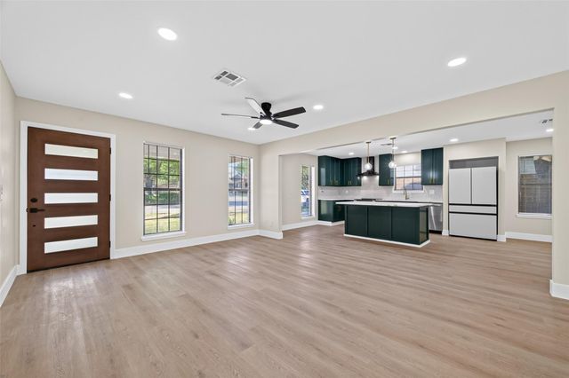 12206 Fairhaven Lane, Montgomery, TX 77356