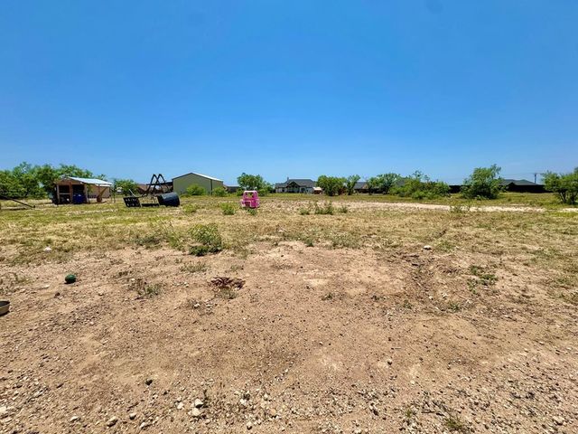 5447 Grey Wolf Lane, San Angelo, TX 76901