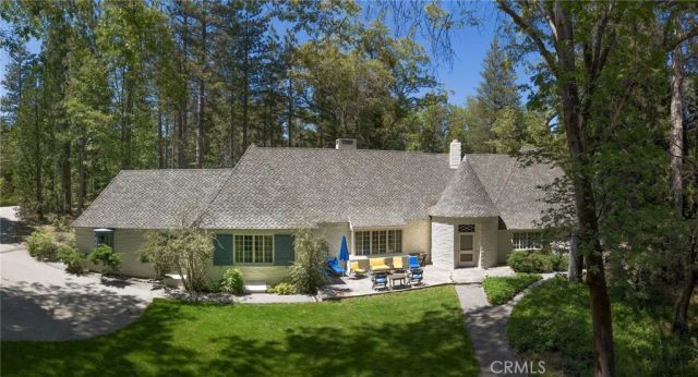 28641 North Shore Road, Lake Arrowhead, CA 92352