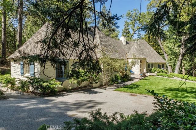 28641 North Shore Road, Lake Arrowhead, CA 92352