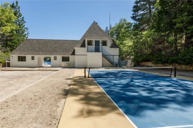 28641 North Shore Road, Lake Arrowhead, CA 92352