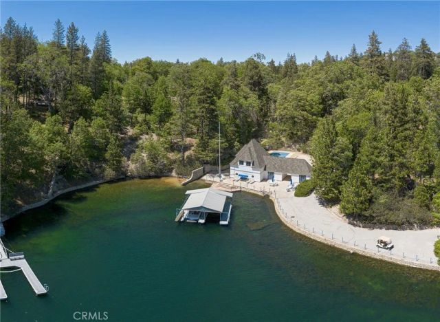 28641 North Shore Road, Lake Arrowhead, CA 92352