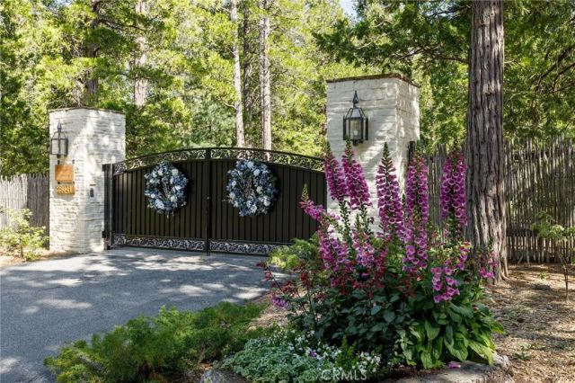 28641 North Shore Road, Lake Arrowhead, CA 92352