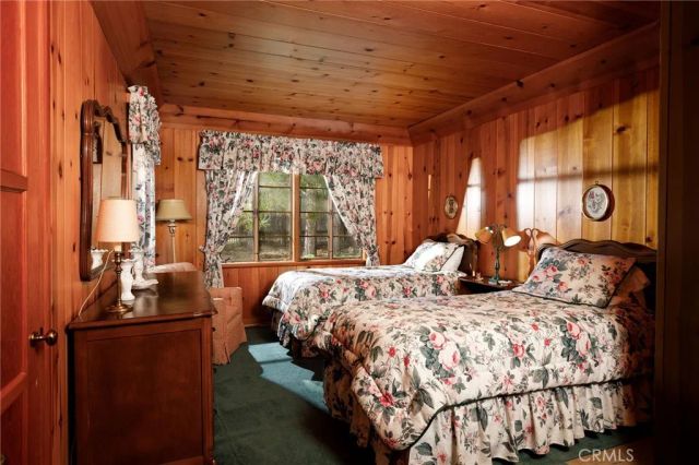 28641 North Shore Road, Lake Arrowhead, CA 92352