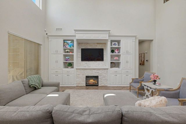 4206 Pico Norte Lane NE, Rio Rancho, NM 87124