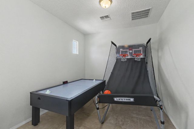 4206 Pico Norte Lane NE, Rio Rancho, NM 87124